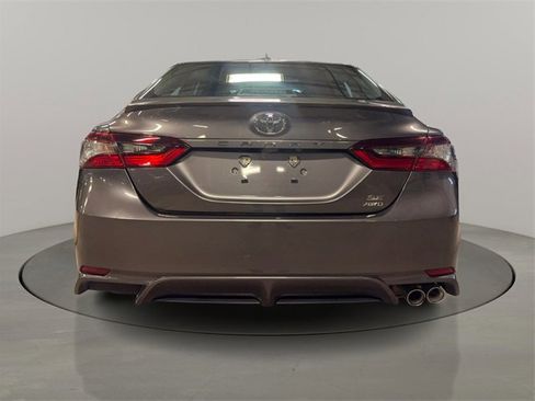 Used 2024 Toyota Camry XLE image 8