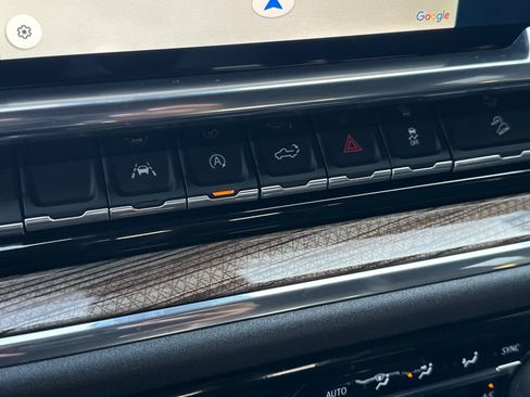 Used 2024 Chevrolet Silverado 1500 LT Trail Boss w/ Convenience Package II image 41