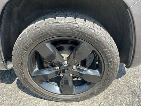 Certified 2016 Jeep Grand Cherokee High Altitude AWD/4WD image 21
