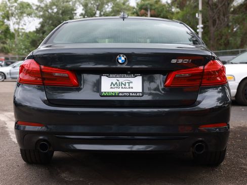 Used 2017 BMW 530i RWD image 11