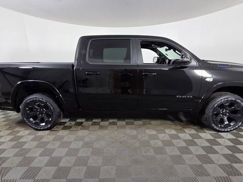 New 2026 RAM 1500 4x4 Crew Cab image 8