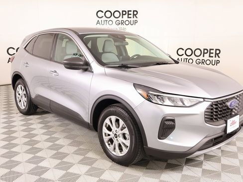 Used 2024 Ford Escape Active image 1