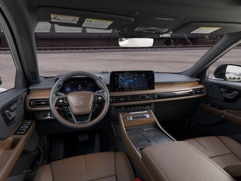 New 2026 Lincoln Aviator Reserve AWD/4WD image 9