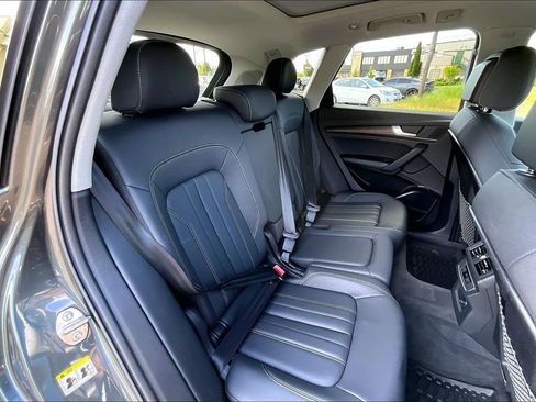 Used 2021 Audi Q5 e Premium Plus w/ Premium Plus Package AWD/4WD image 20
