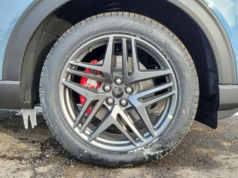 New 2026 Ford Explorer ST-Line w/ ST-Line Street Pack image 9