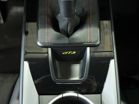 Used 2024 Porsche 911 GT3 image 23