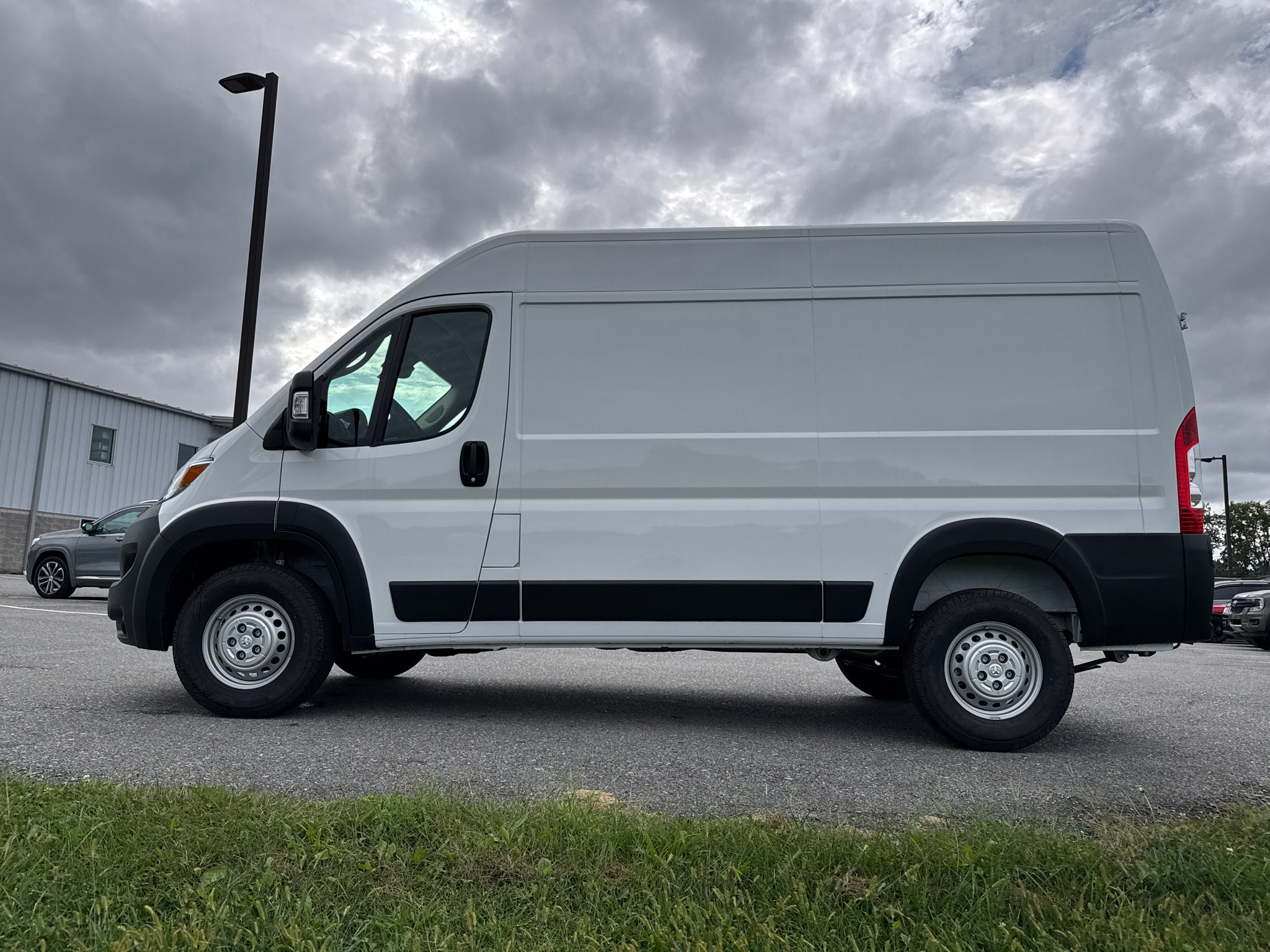 New 2026 RAM ProMaster 1500 w/ Convenience Group FWD image 16