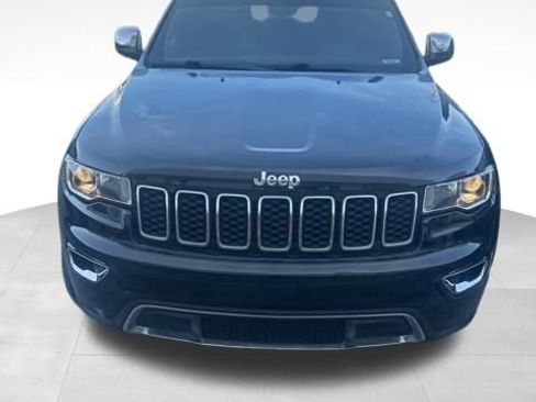 Used 2021 Jeep Grand Cherokee Limited image 2