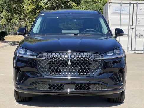New 2025 Lincoln Aviator Reserve w/ Equipment Group 201A image 13
