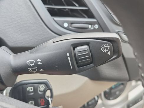Used 2016 Ford Fiesta SE w/ Cold Weather Package FWD image 25
