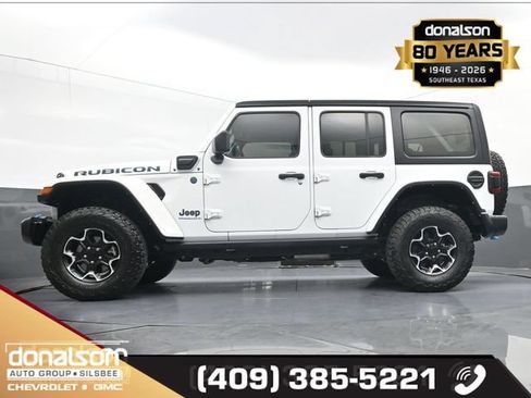 Used 2023 Jeep Wrangler Unlimited Rubicon 4xe w/ Cold Weather Group AWD/4WD image 15
