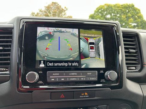 Used 2023 Nissan Frontier PRO-4X w/ Pro Convenience Package image 14