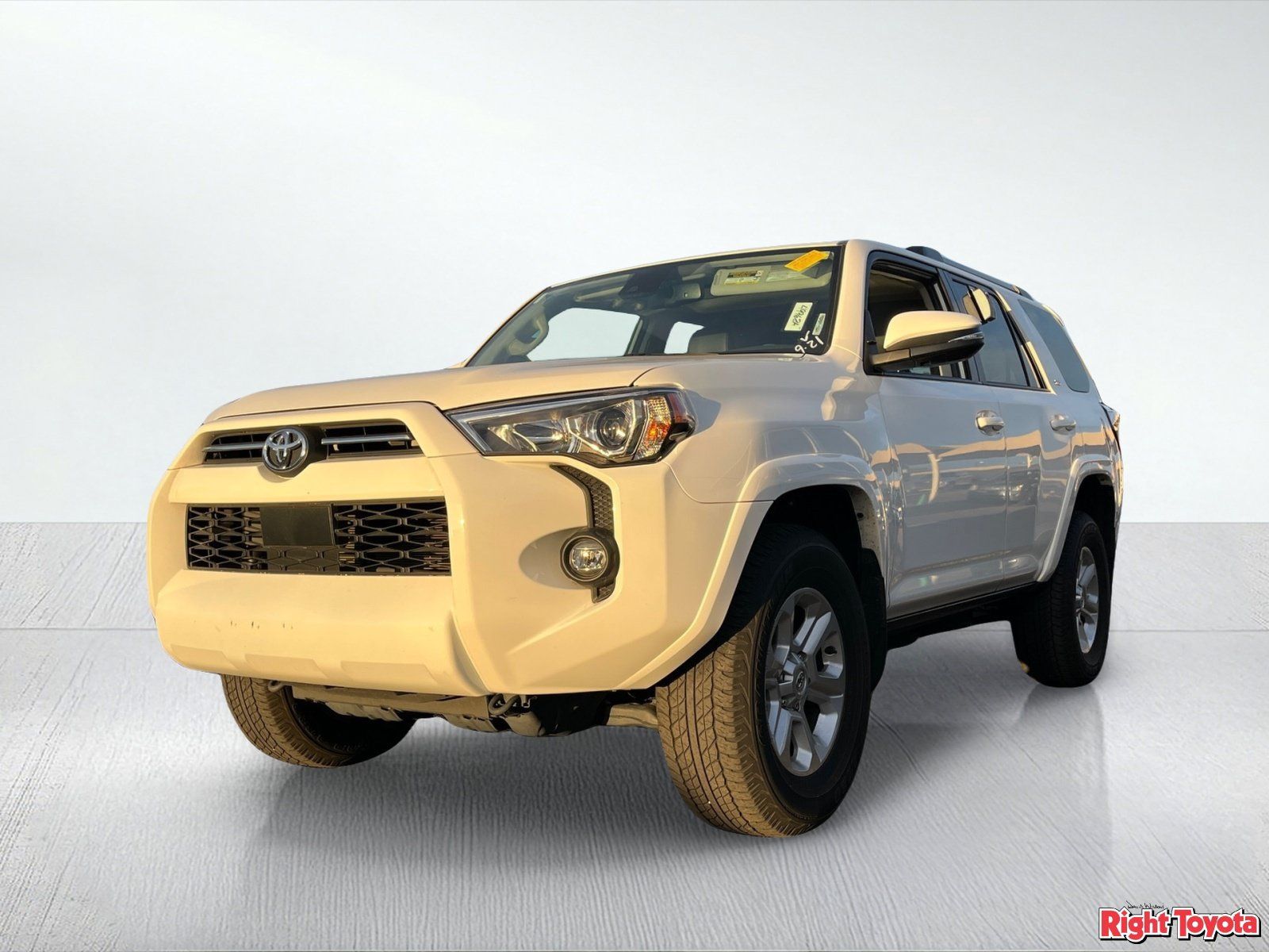Certified 2023 Toyota 4Runner SR5 Premium w/ Moonroof Package AWD/4WD image 2