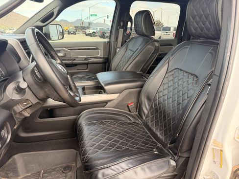 Used 2022 RAM 2500 Big Horn w/ Level A Equipment Group AWD/4WD image 13