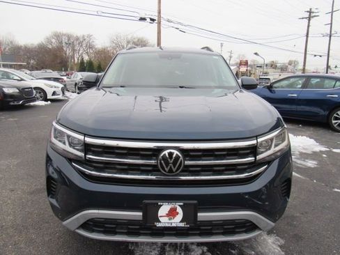 Used 2021 Volkswagen Atlas SE image 2