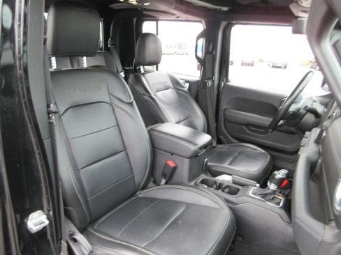 Used 2020 Jeep Gladiator Overland AWD/4WD image 20