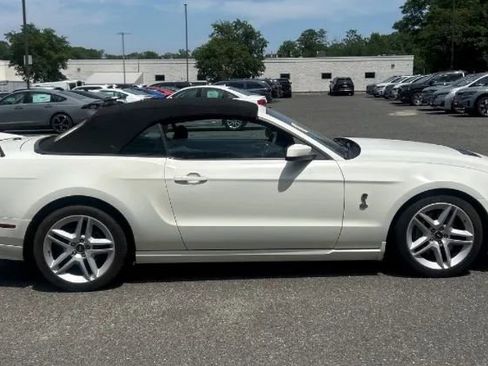 Used 2012 Ford Mustang Shelby GT500 RWD image 6