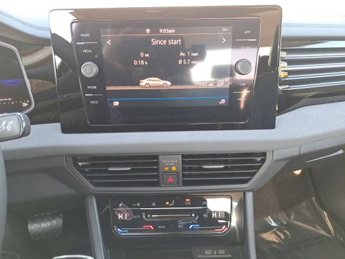 New 2026 Volkswagen Jetta SE image 19