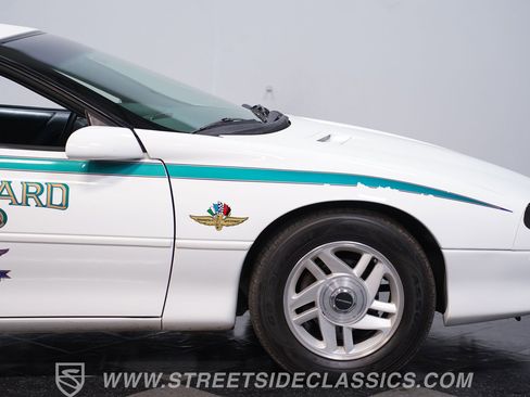 Used 1995 Chevrolet Camaro Z28 RWD image 25