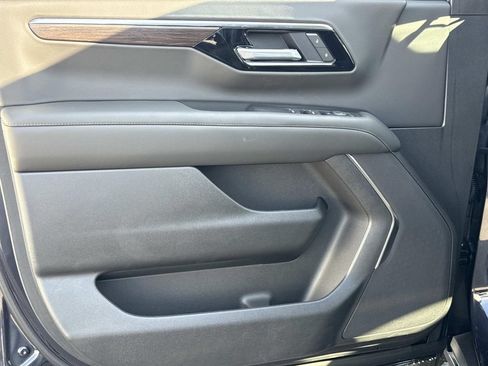 New 2026 Chevrolet Tahoe 4WD w/ 1FL Safety Package image 8