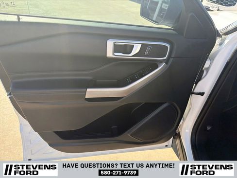 Used 2023 Ford Explorer XLT w/ Equipment Group 202A RWD image 16
