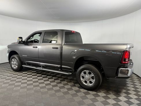 Used 2025 RAM 2500 Big Horn AWD/4WD image 9