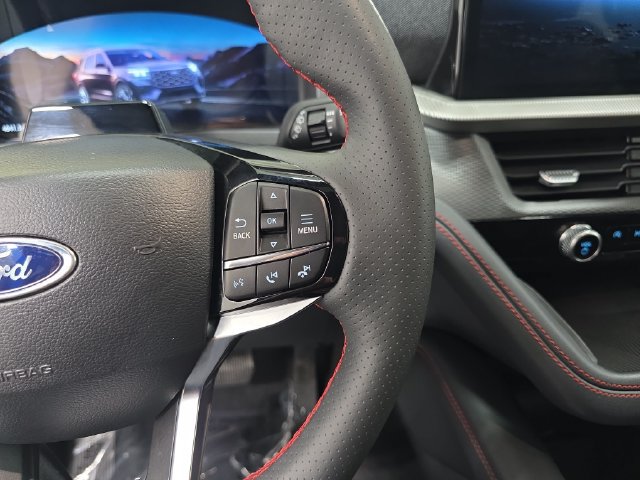 Used 2026 Ford Explorer ST-Line w/ ST-Line Street Pack AWD/4WD image 18