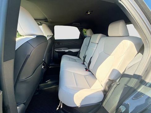 Used 2024 Lexus RX 350h w/ Cold Area Package AWD/4WD image 20