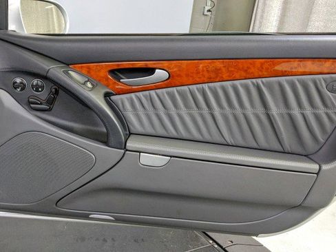 Used 2005 Mercedes-Benz SL 600 image 28