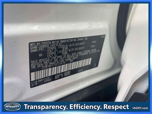 Used 2025 Toyota RAV4 XLE w/ Convenience Package image 19