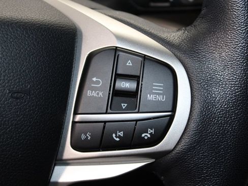 Used 2021 Ford Explorer XLT RWD image 38