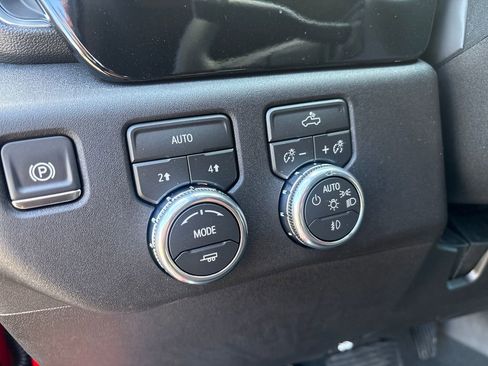 New 2026 GMC Sierra 1500 Elevation image 33