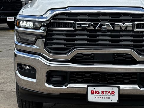New 2026 RAM 2500 Tradesman w/ Chrome Appearance Group AWD/4WD image 6
