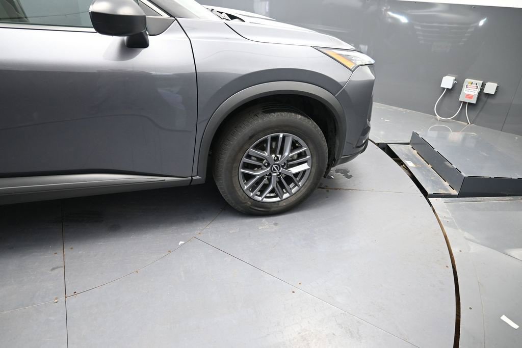 Used 2024 Nissan Rogue S AWD/4WD image 22