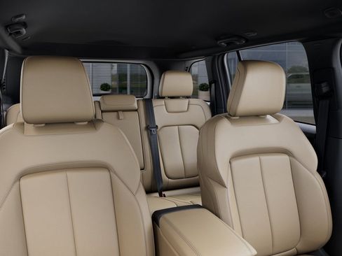 New 2026 Jeep Grand Cherokee Limited RWD image 26