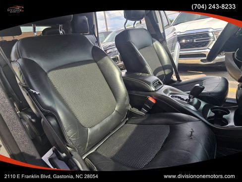 Used 2016 Dodge Journey Crossroad FWD image 9