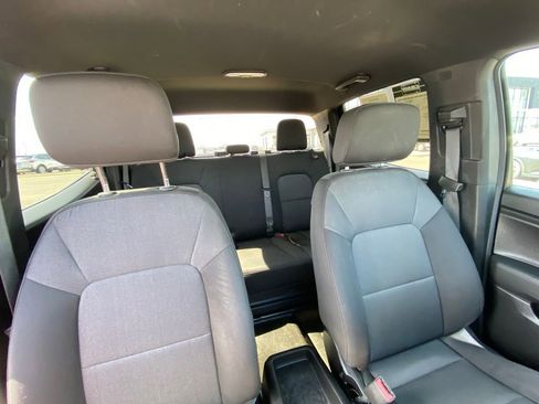 Used 2023 Chevrolet Colorado W/T image 27