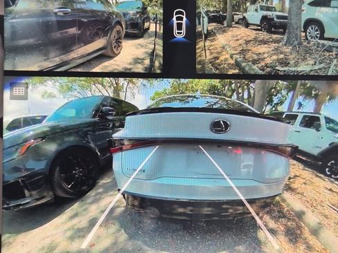 Used 2025 Tesla Model Y Long Range RWD image 9