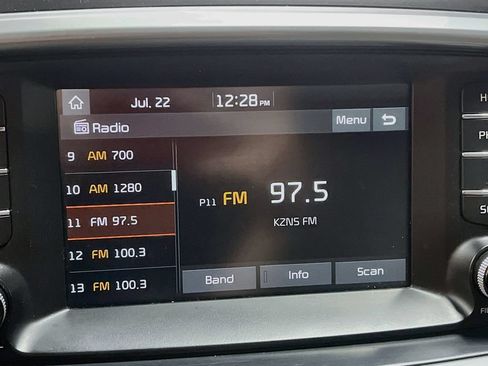 Used 2020 Kia Sorento LX AWD/4WD image 14