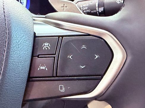 Used 2023 Lexus RZ 450e Premium w/ Technology Package image 24