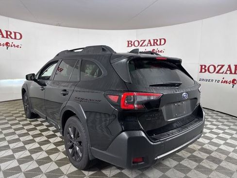 Used 2025 Subaru Outback Onyx Edition w/ Popular Package #2 image 6