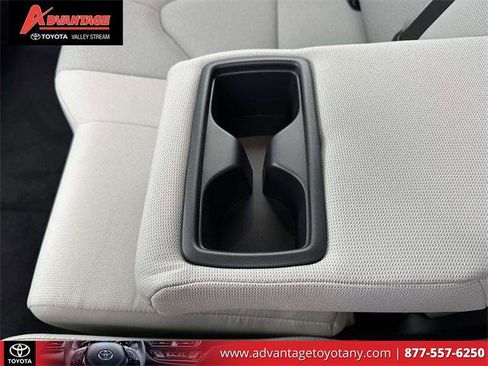 Certified 2025 Toyota Grand Highlander AWD image 16