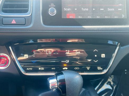 Used 2022 Honda HR-V EX image 15