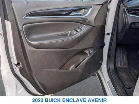 Used 2020 Buick Enclave Avenir w/ Avenir Technology Package AWD/4WD image 21