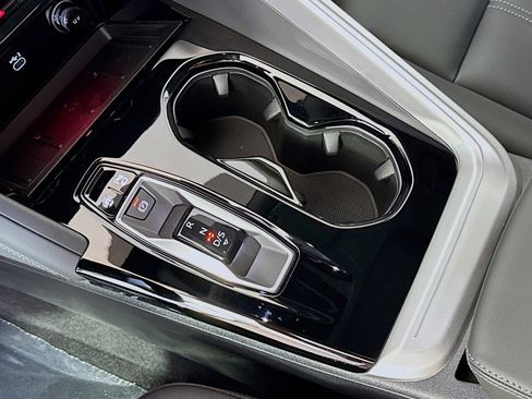 New 2025 Audi Q5 Premium image 15