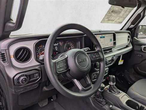 New 2026 Jeep Gladiator Sport AWD/4WD image 12