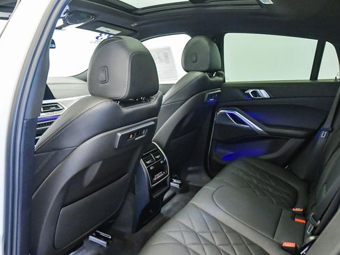 Certified 2023 BMW X6 xDrive40i w/ M Sport Package image 24
