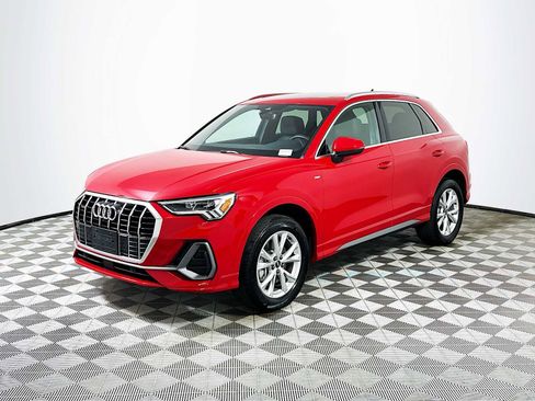 Certified 2023 Audi Q3 2.0T Premium Plus w/ Premium Plus Package AWD/4WD image 3
