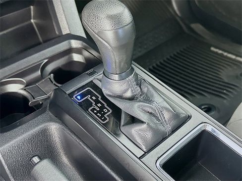 Used 2019 Toyota Tacoma SR w/ SR Convenience Package image 16