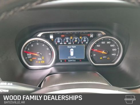 Used 2021 Chevrolet Suburban High Country w/ Premium Package image 16